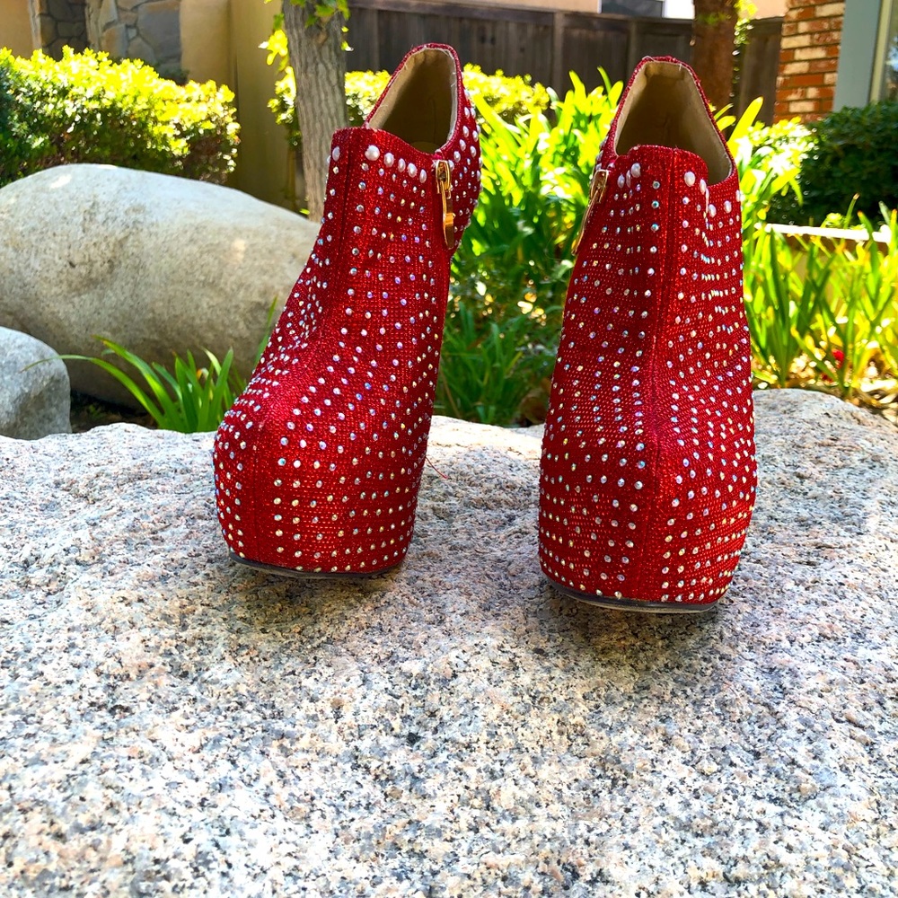 Size 10 Cape Robbin Platform Booties - image 6